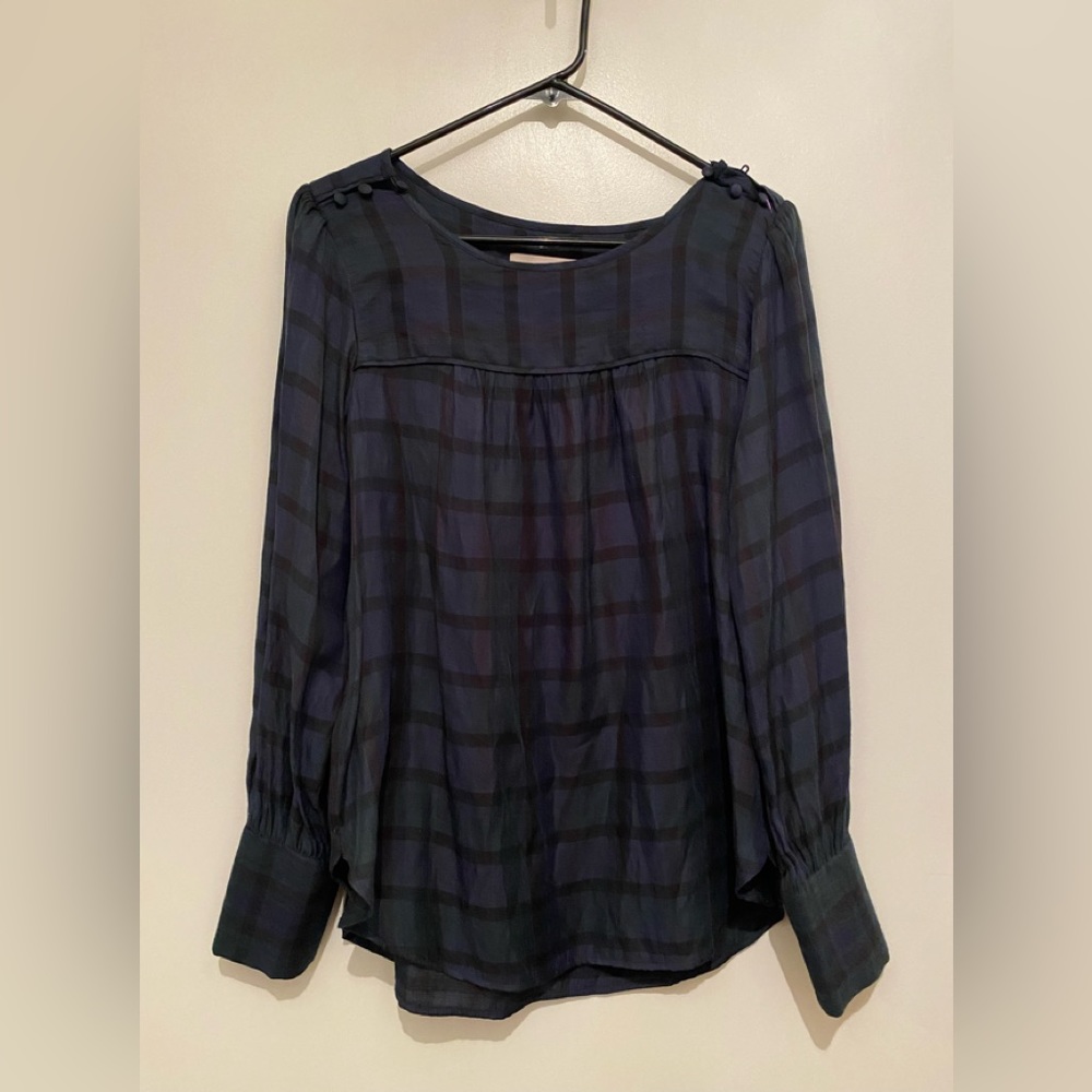 Loft size small beautiful detail